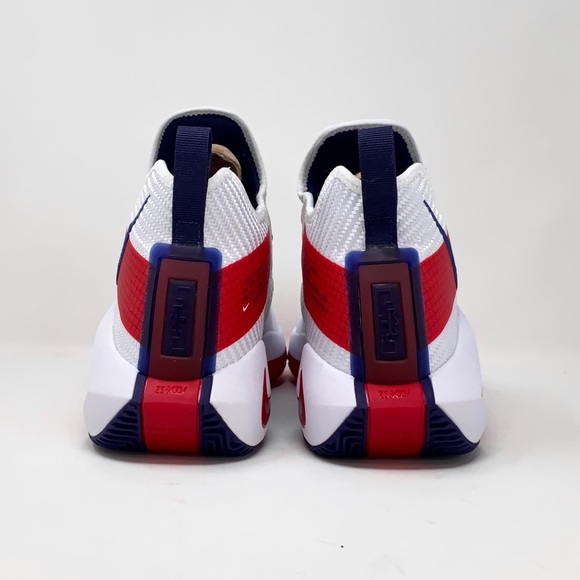 Nike LeBron Soldier XIV 'USA' Basketball Sneaker - Picture 6 of 10